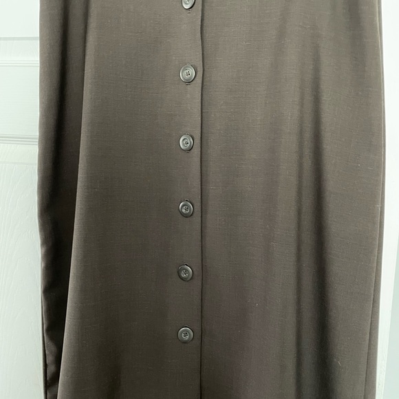Buttoned front pencil skirt; below knee; seam detail; new; pet/smoke free; NWT - Picture 1 of 3